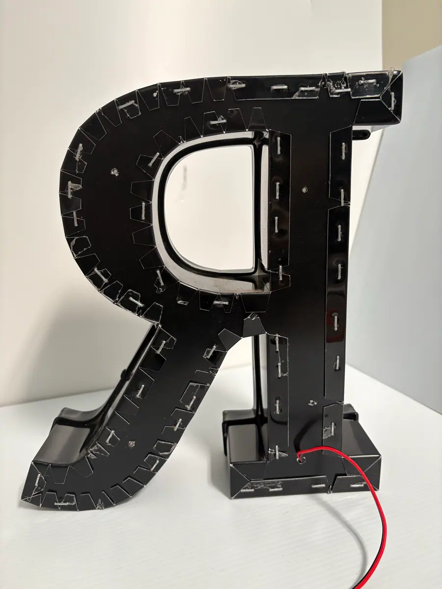 Controlled notched curves